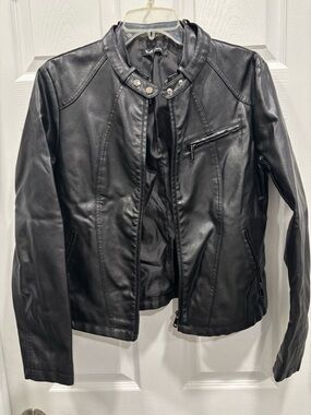 Women’s Black PU Leather Moto Jacket